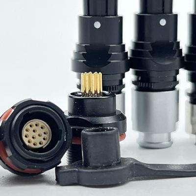 Bon prix Connecteurs circulaires électriques industriels à traction par poussée SF6 5000 cycle certifiés UL en ligne